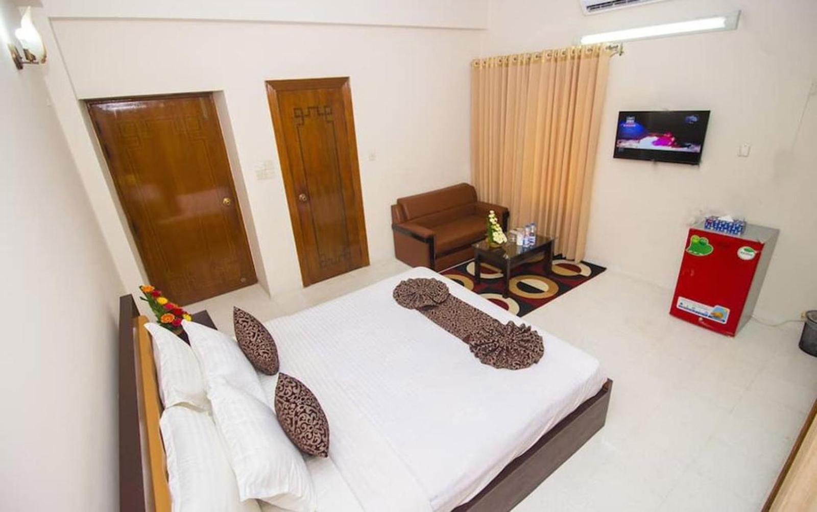 Hotel Suite Palace Baridhara Дакка Екстер'єр фото