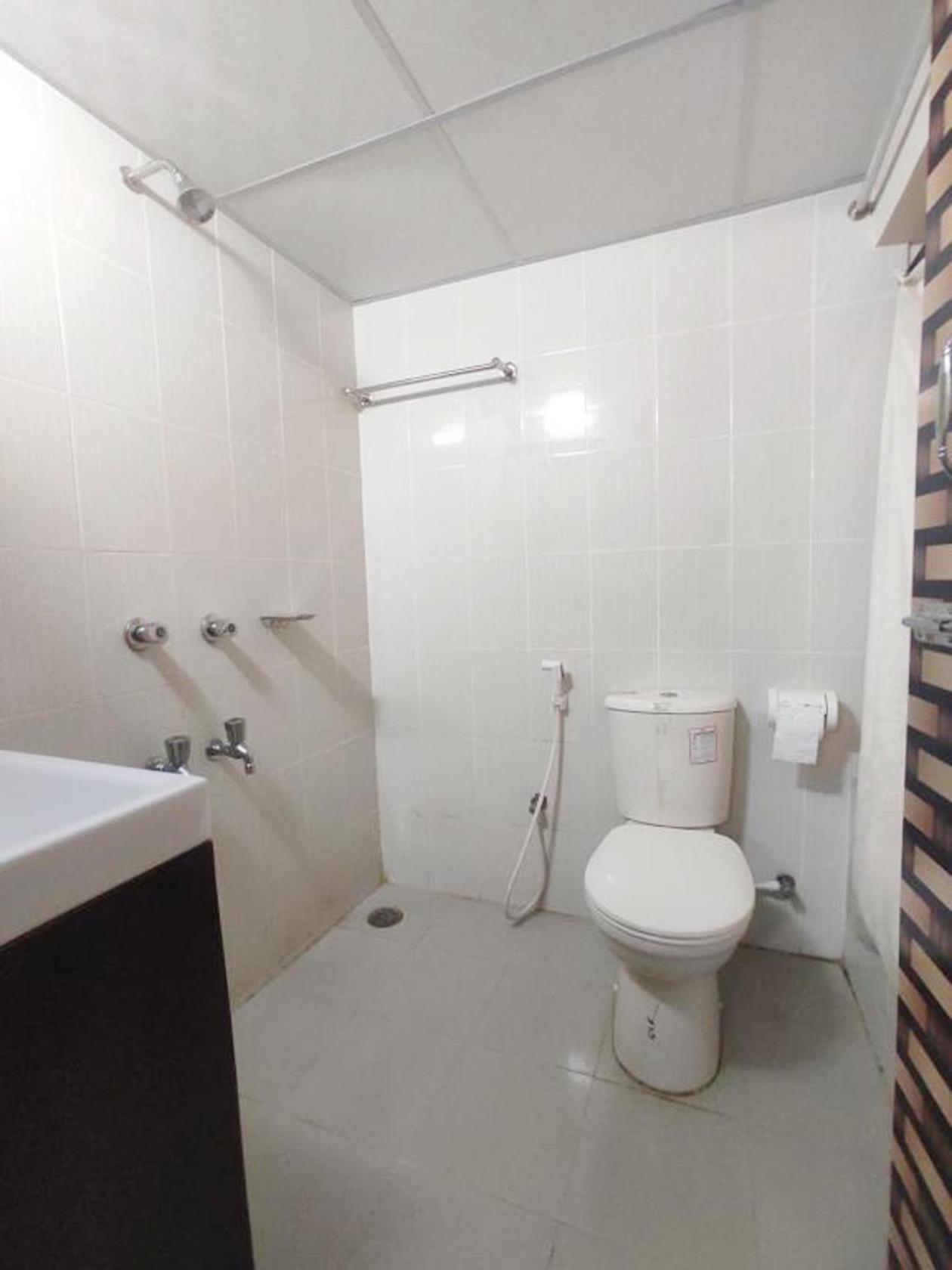 Hotel Suite Palace Baridhara Дакка Екстер'єр фото
