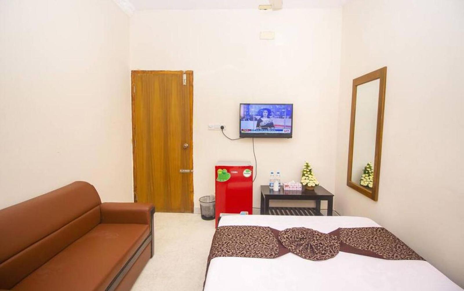 Hotel Suite Palace Baridhara Дакка Екстер'єр фото